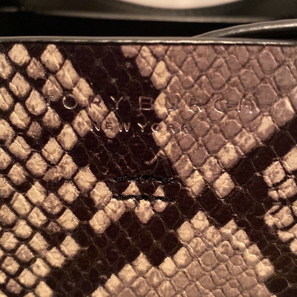 Tory Burch Black Purse… - Picture 5 of 8